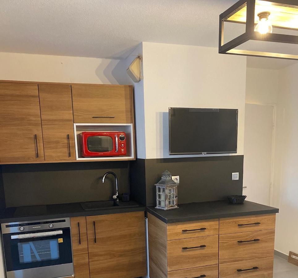 L'Appartement Du Bonheur Sanary-sur-Mer Buitenkant foto